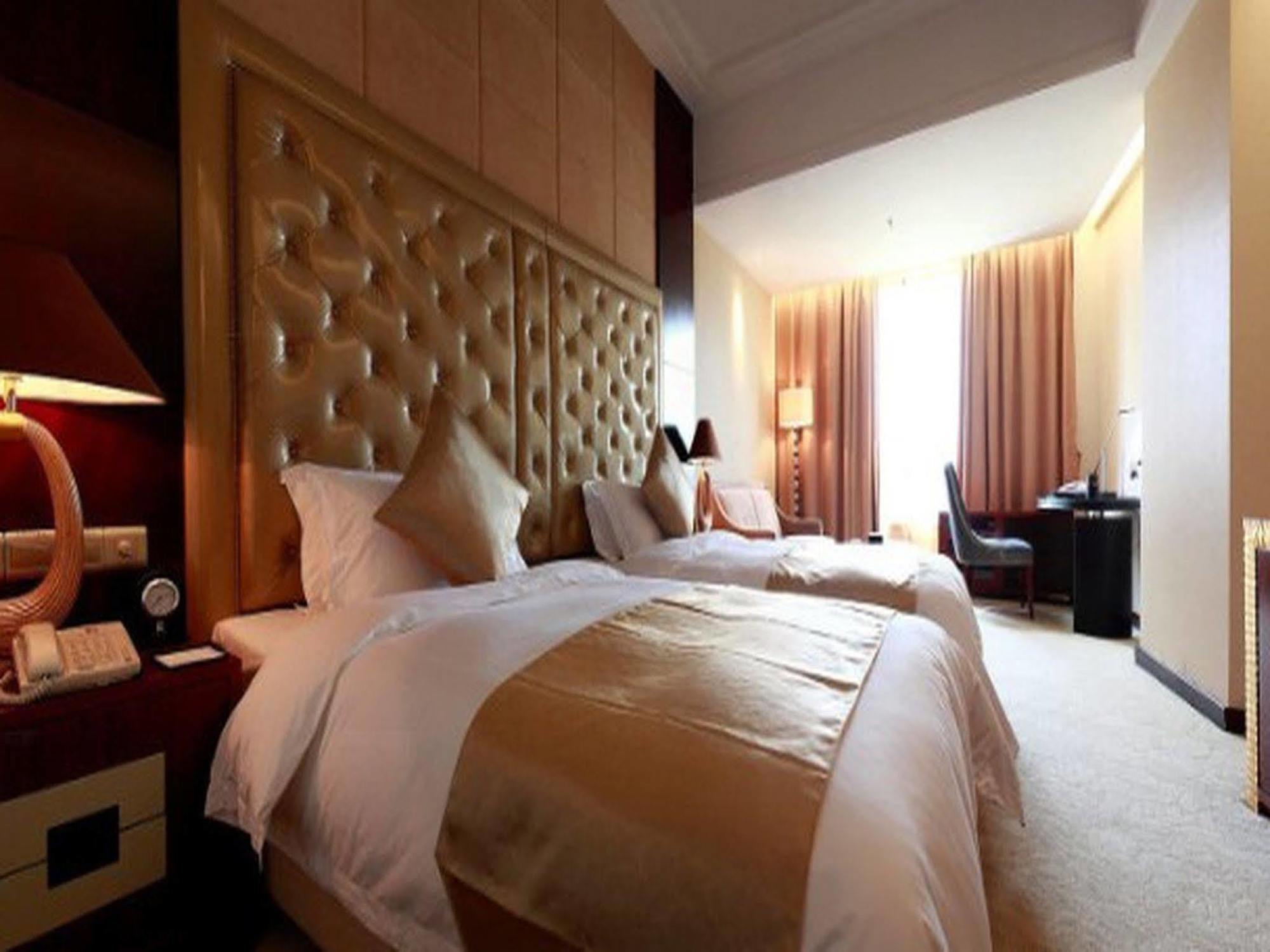 Yue Xiu Hotel Guangzhou Exterior foto